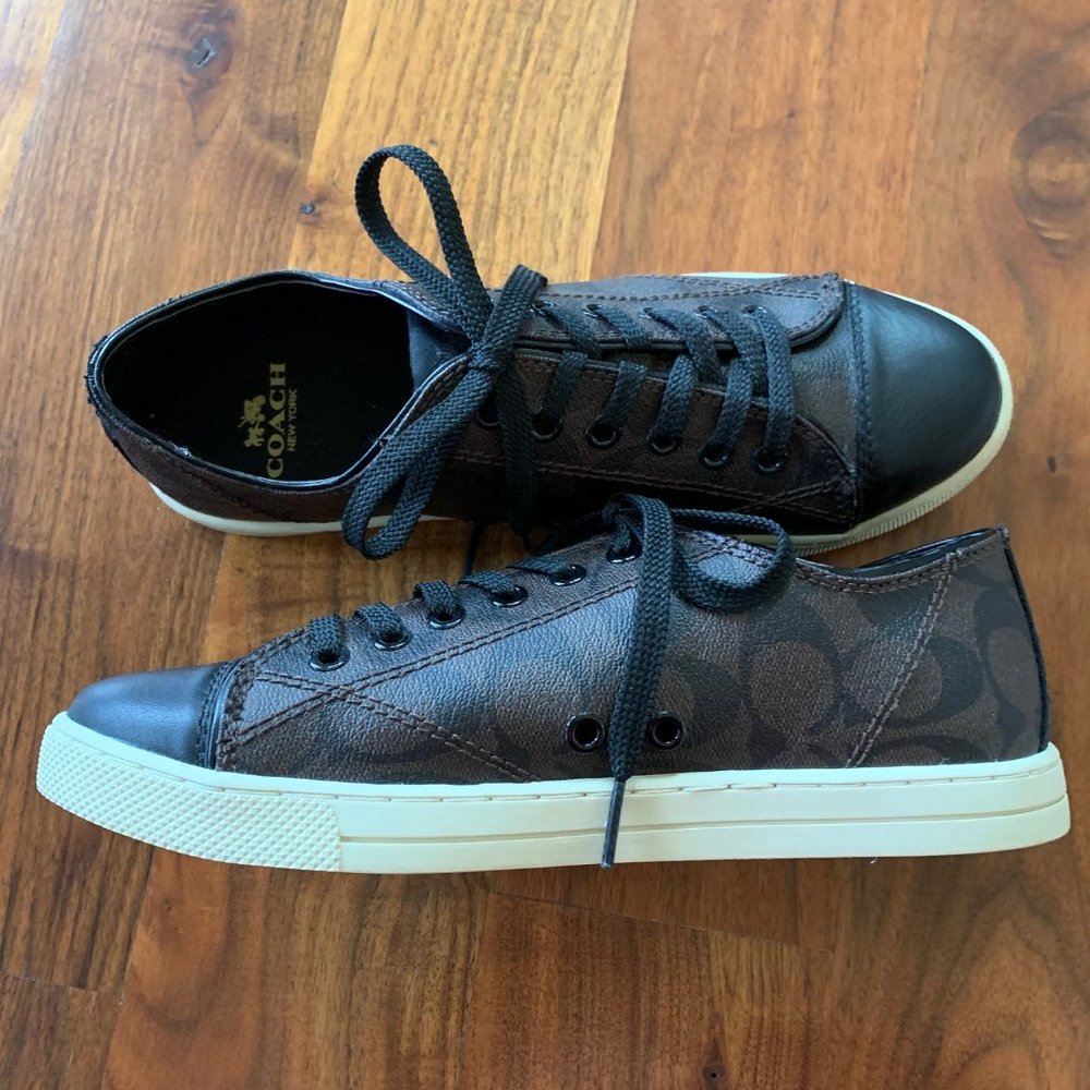 Coach Women's Low Top Sneakers Sz 7.5